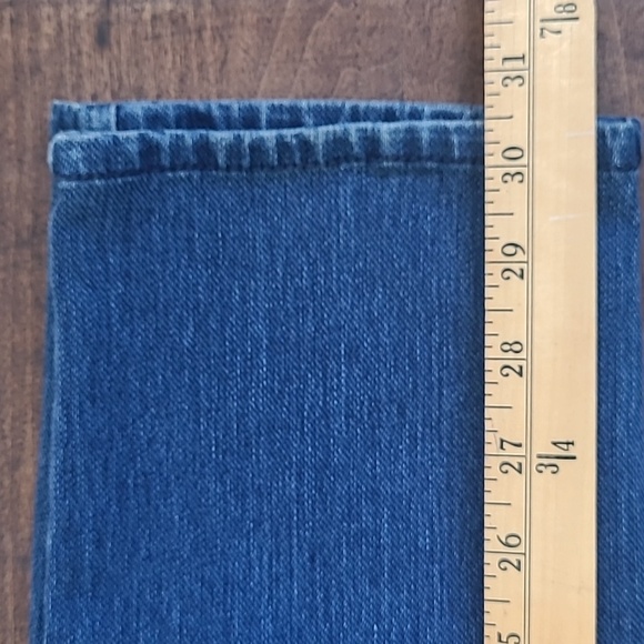 EUC J. McLaughlin Jeans Women's sz 12 Slim Straight Leg Mid Rise Denim Jeans - Picture 9 of 9